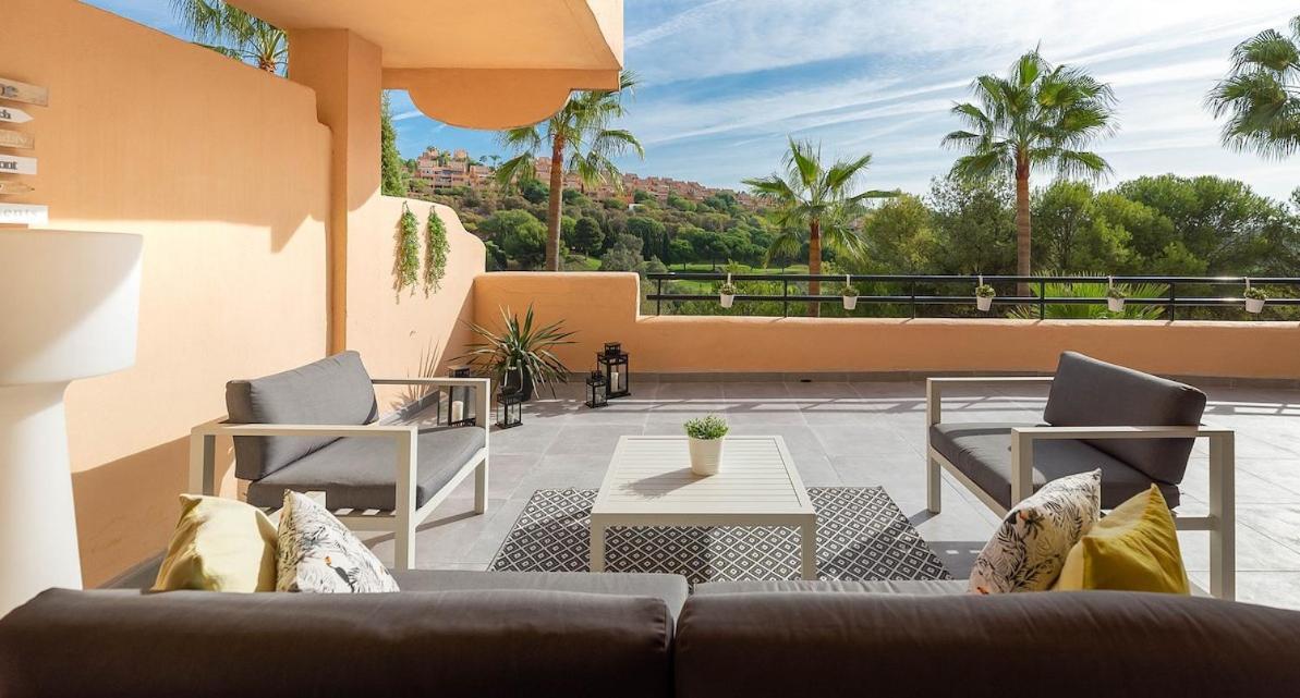La Terraza Elviria *